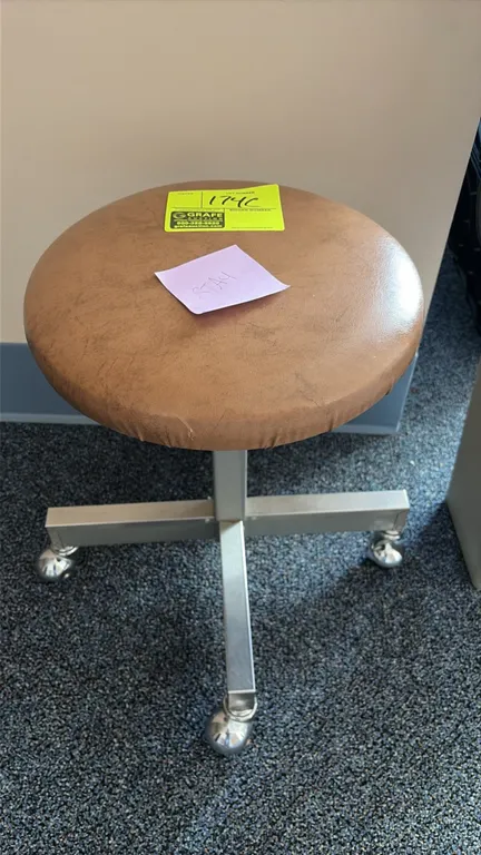 Metal portable stool