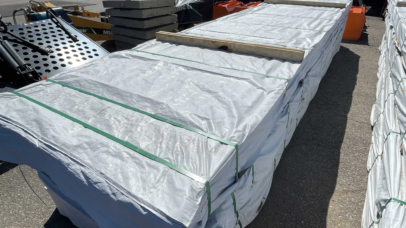 16' Bundle Venture Gray Slotted Composite Deck Board Bundle (O7)