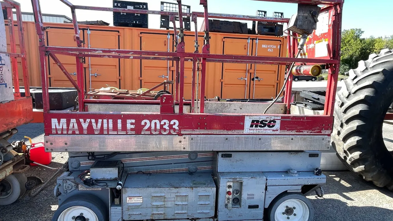 Mec 2033 Scissor Lift (O4)