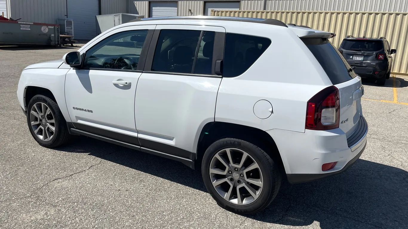 2016 Jeep Compass (Has WI Title) (OF)