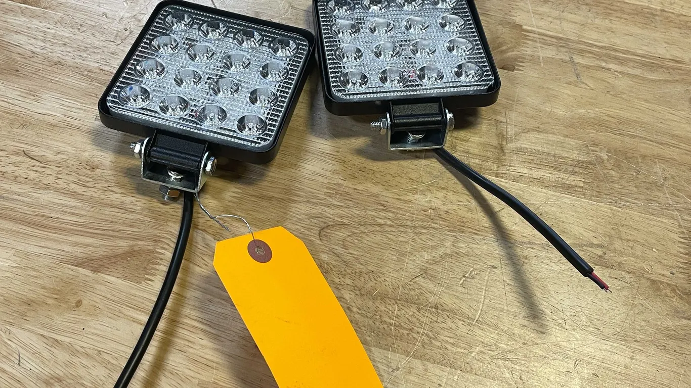 (2) LED Worklights, 4" Square, 12vdc (PR13)