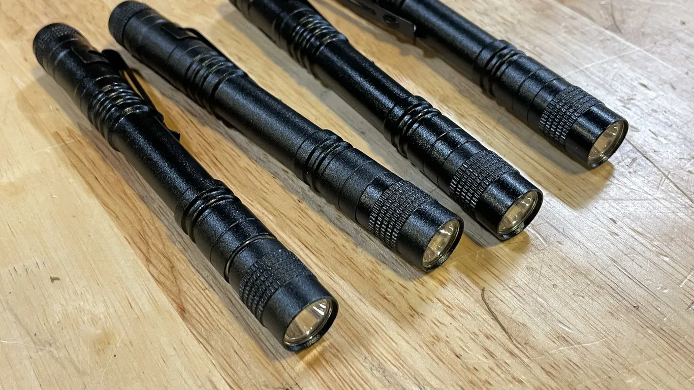 (4) LED Mechanic's Flashlights (PR13)