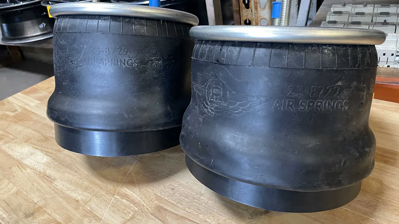 Semi Truck/Trailer Air Bags (PRLD)