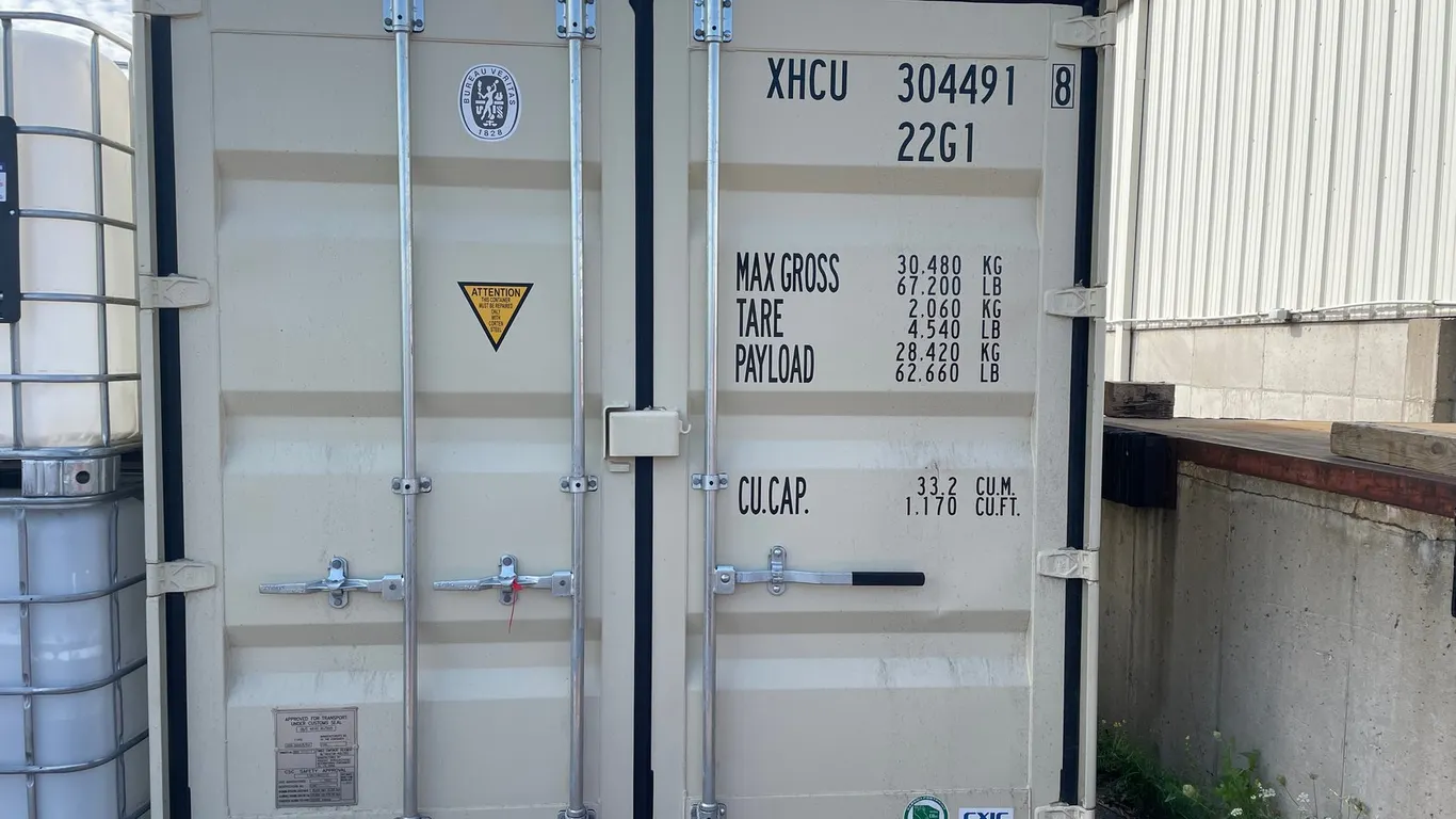 20' Shipping Container (OF)