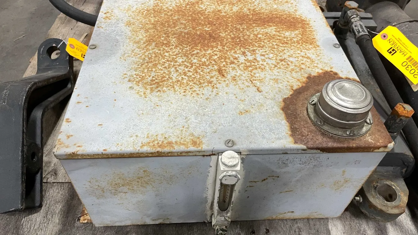 Hydraulic Oil Tank (Wall F)