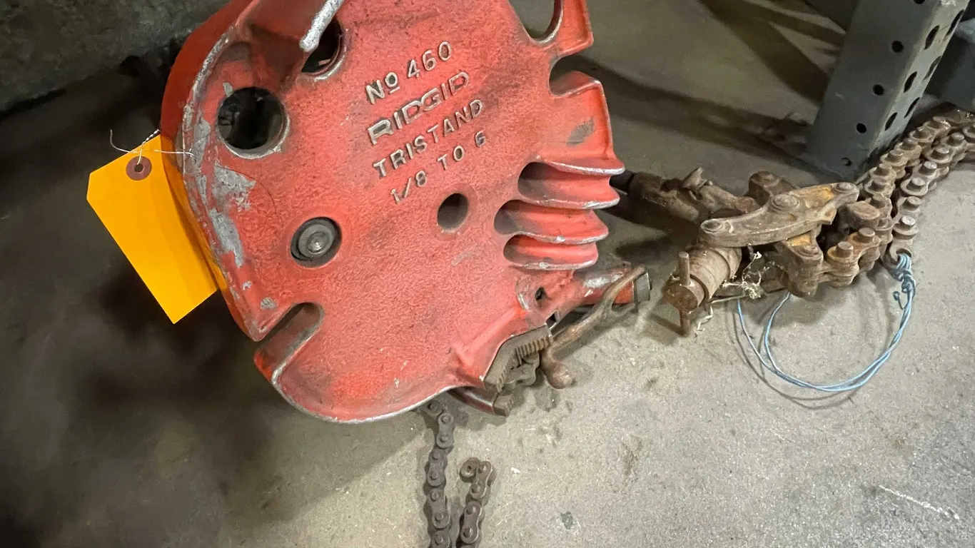 Ridgid Tri-Stand and Cutter (PR8)