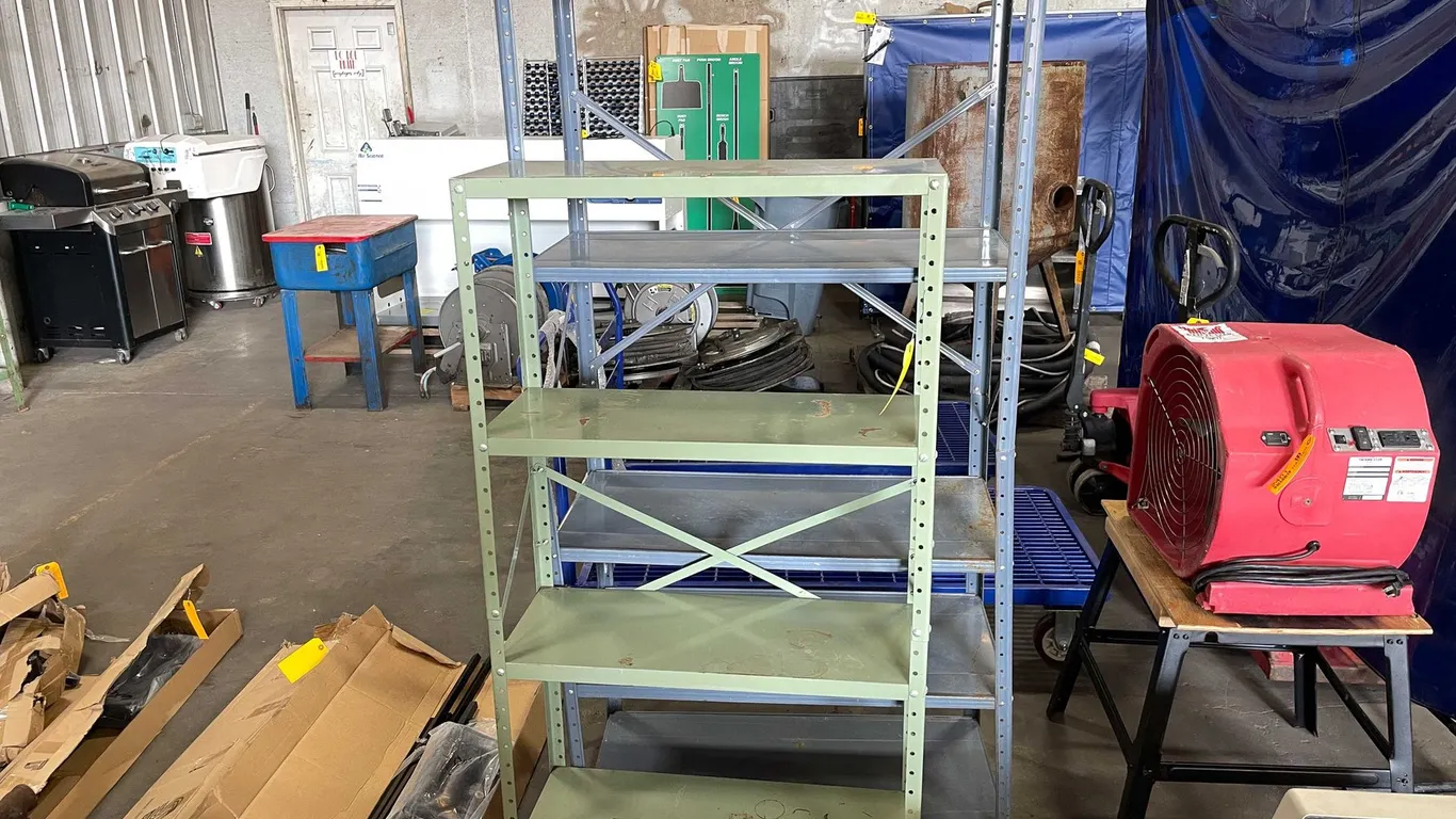 Metal Storage Shelves (F)