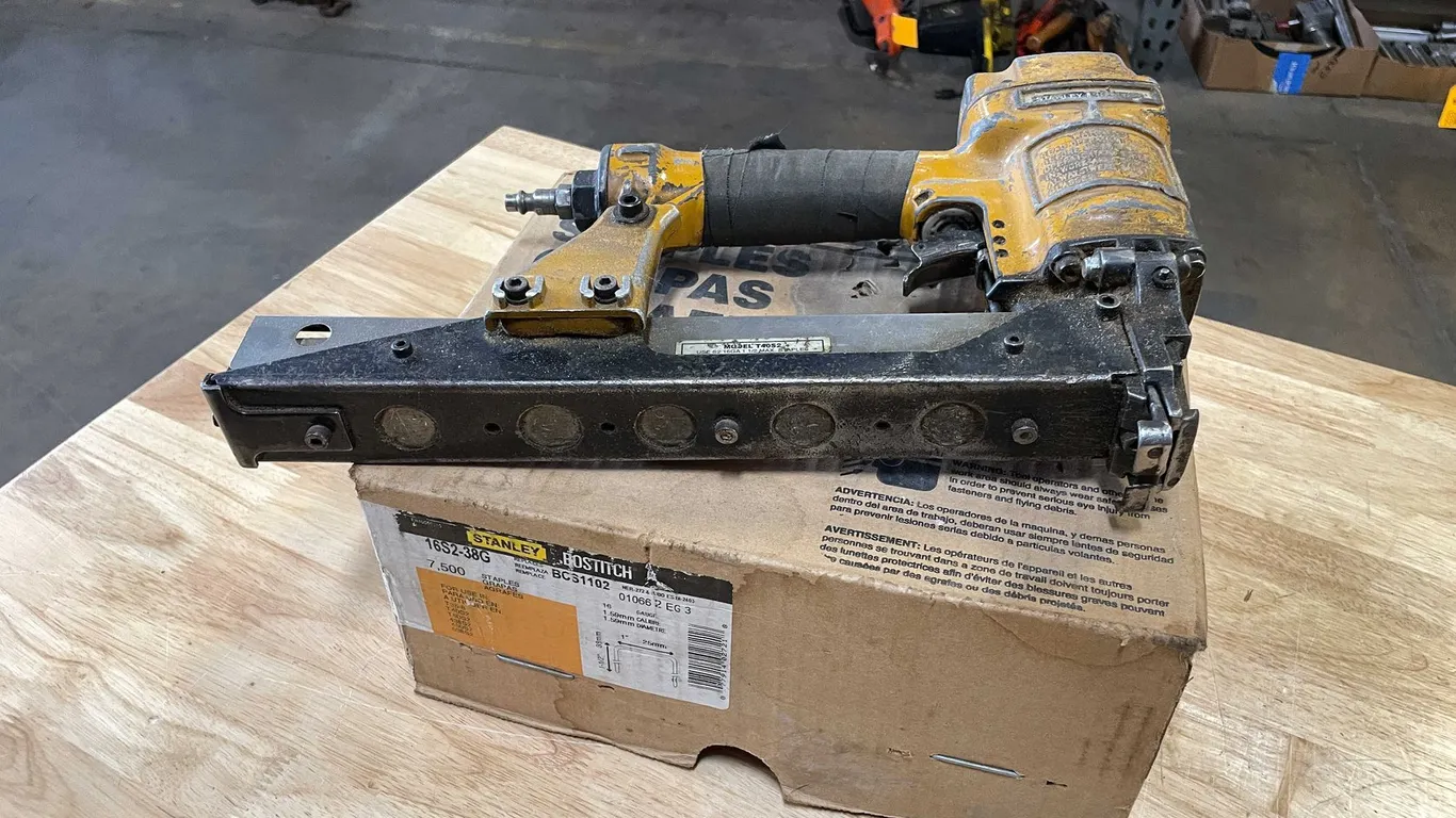 Stanley Bostitch Staple Gun (PR7)