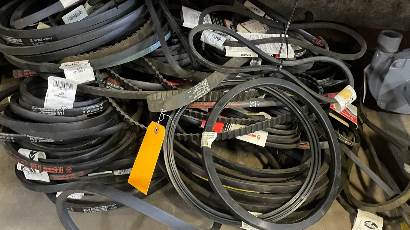 Lot of Industrial Belts (FR5)