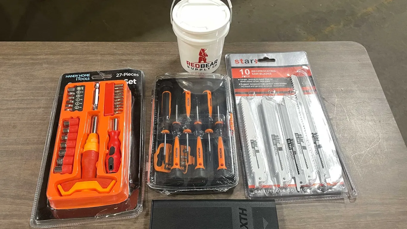 Bit Sets, Sawzall Blades, Screwdriver Set (PR8)