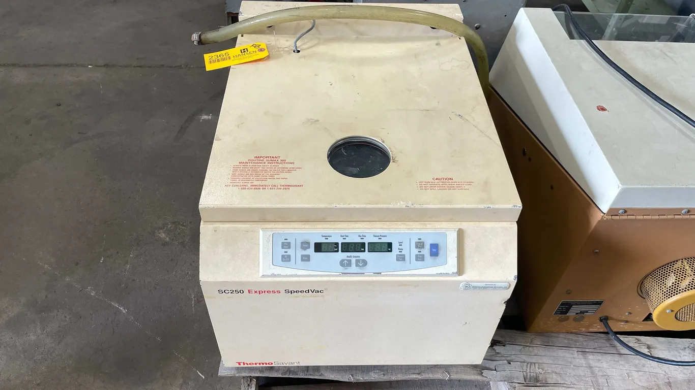 Thermo Savant Speed Vac (F)