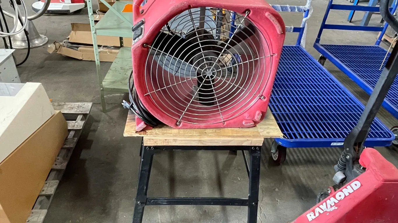 Phoenix Air Mover with Stand (F)