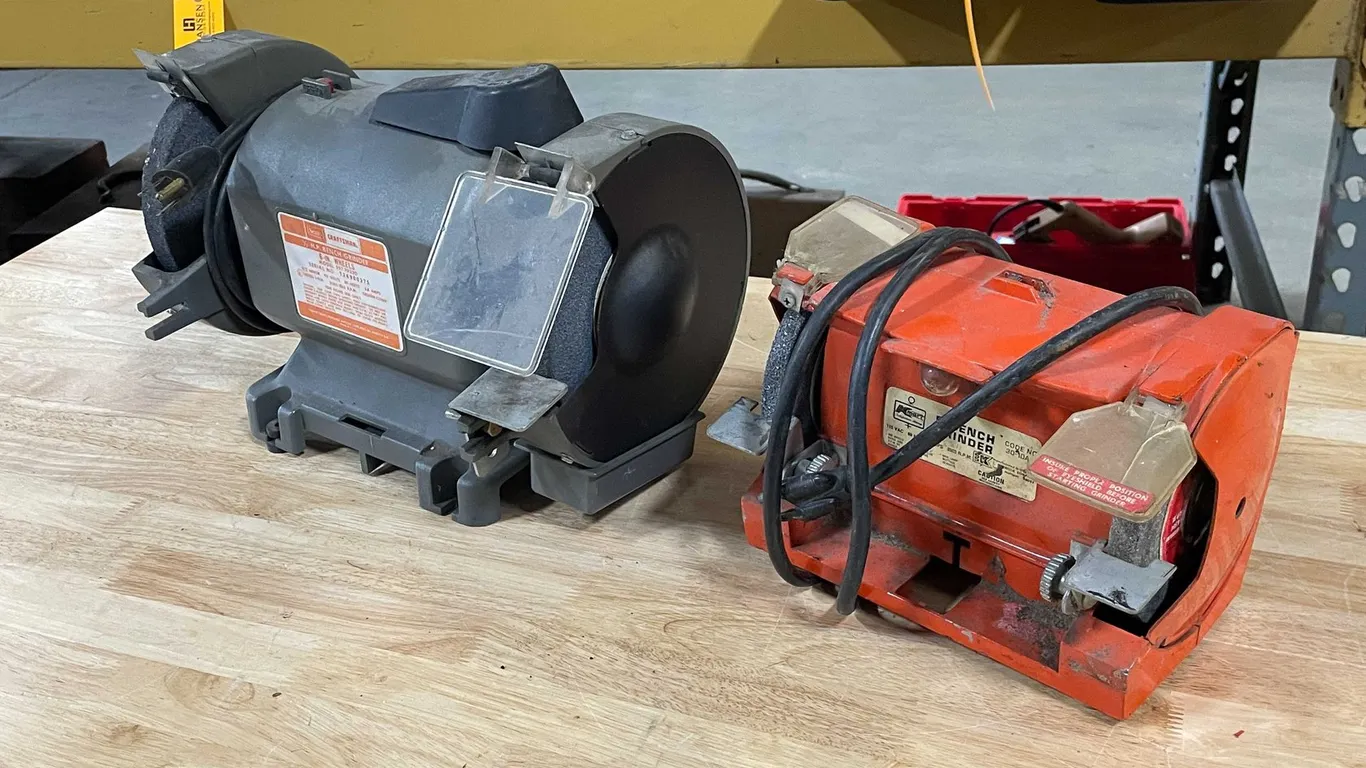 Bench Grinders (PR10)