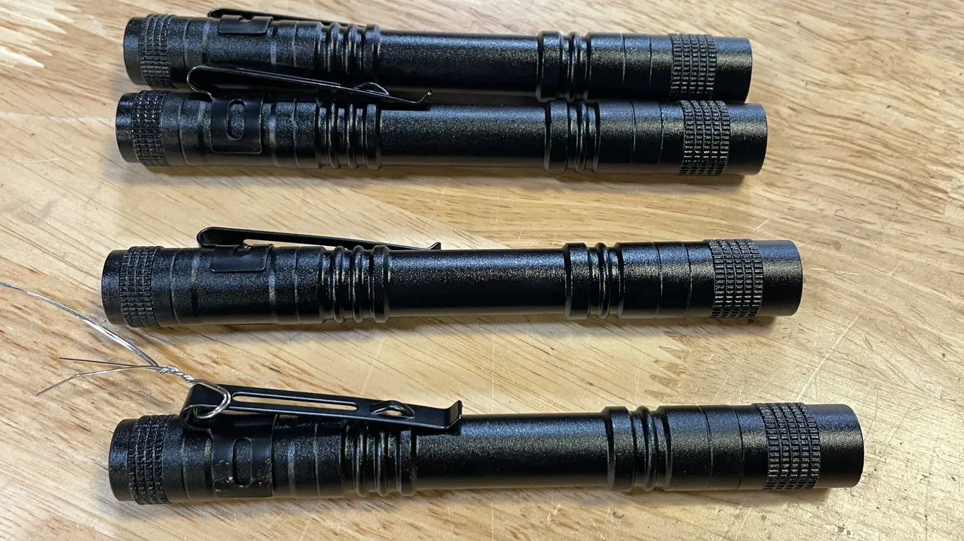 (4) LED Mechanic's Flashlights (PR13)