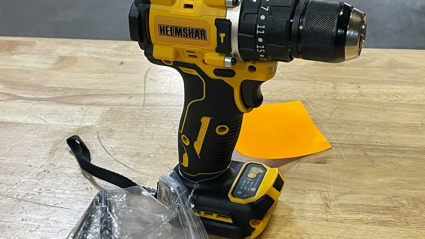 Dewalt 20 Volt Compatible Cordless Drill (PR13)