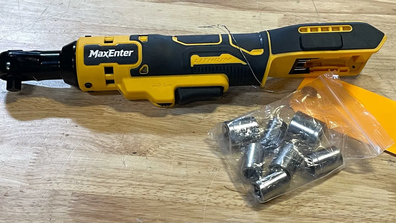 Dewalt 20 Volt Compatible 3/8" Cordless Ratchet Wrench (PR13)