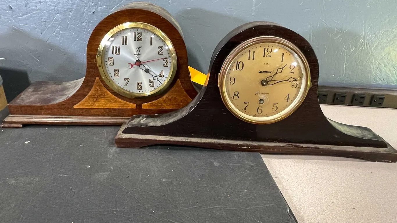 Mantel Clocks (T3)