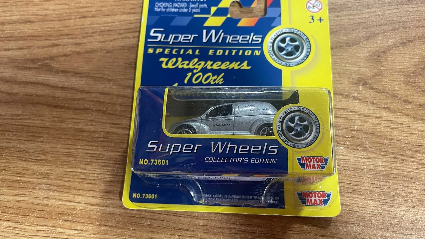 2001 Motor max super wheels (T3)