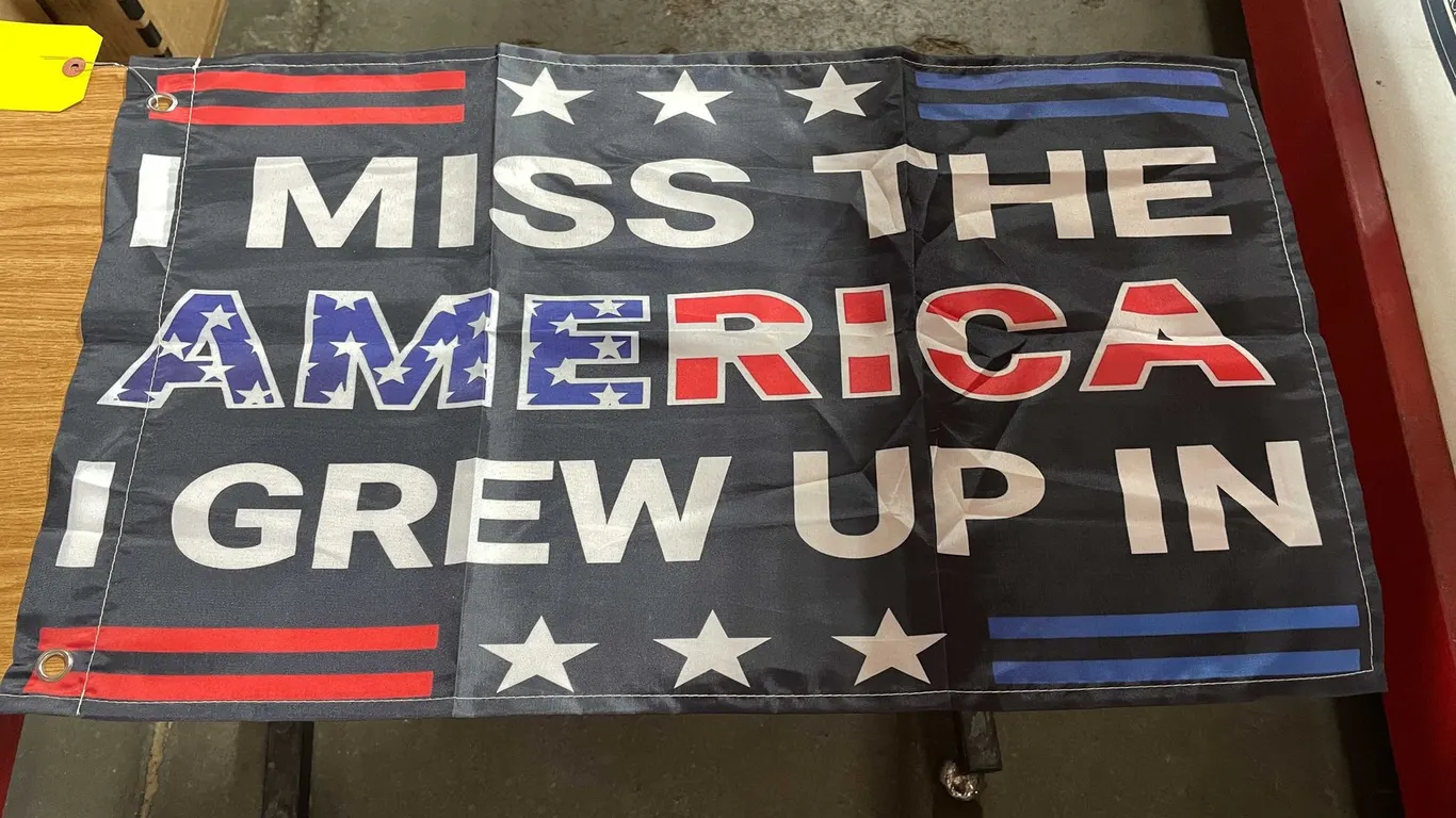 Flag (T3)