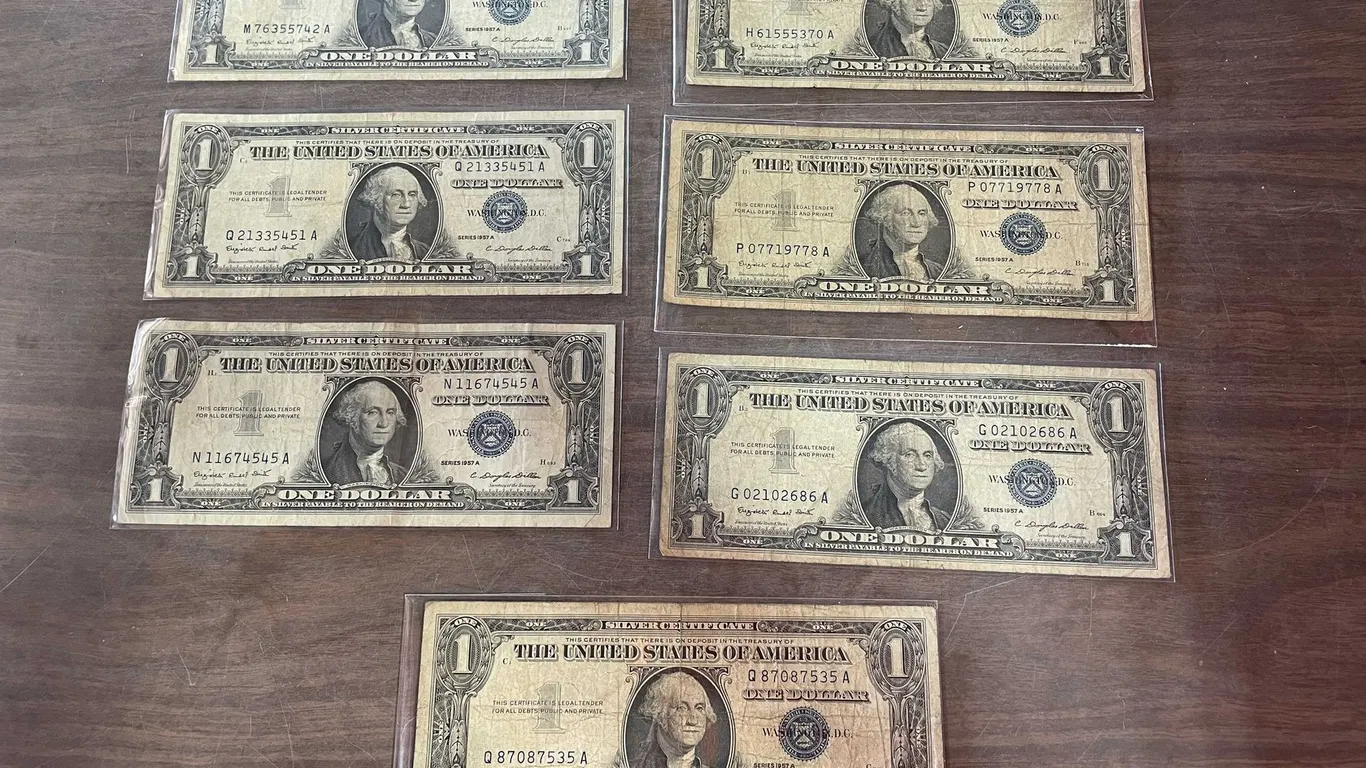 Silver Certificates Lot (T5)