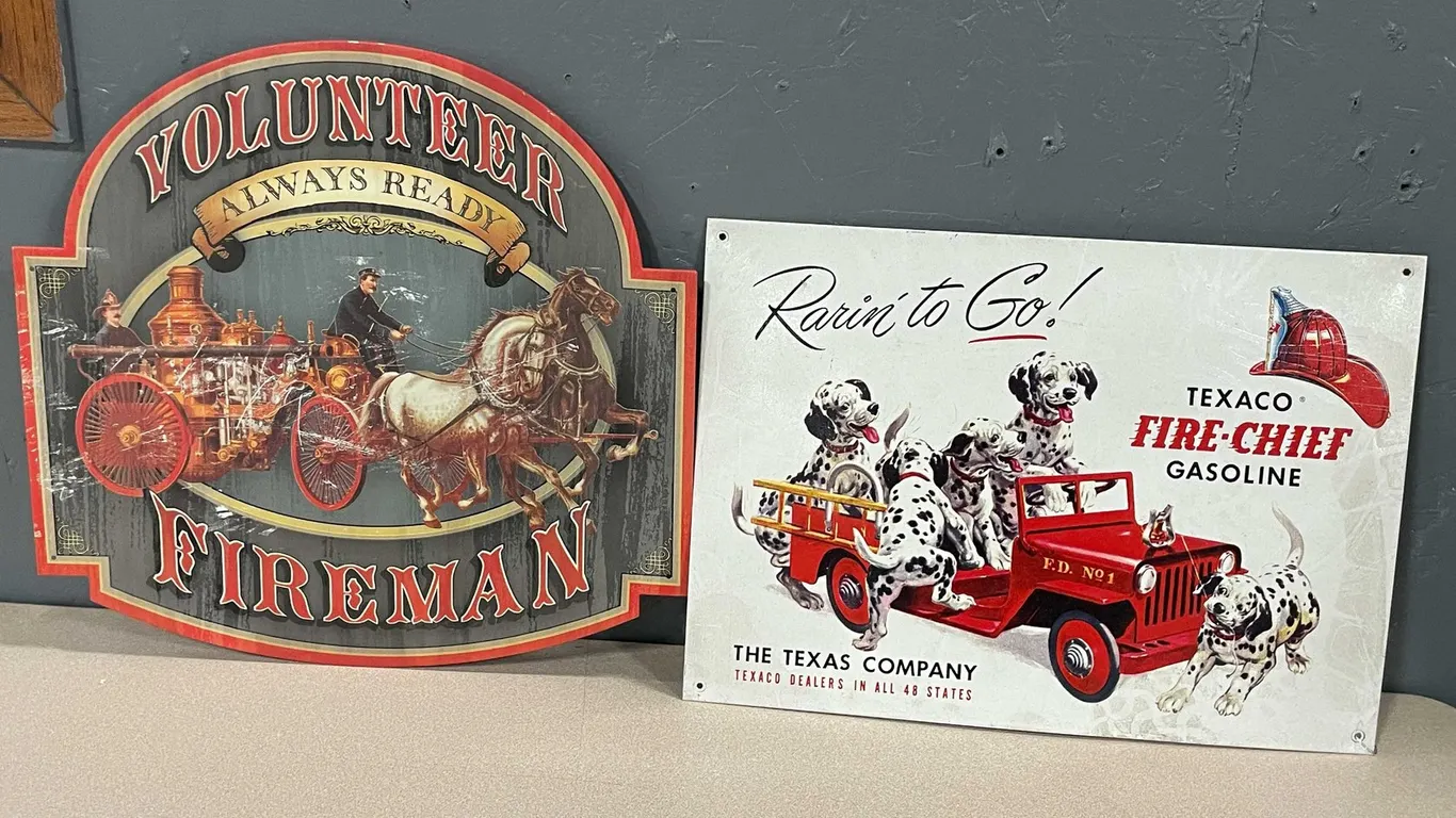 Volunteer Fireman And Texaco Fire Chief Metal Signs (T5)