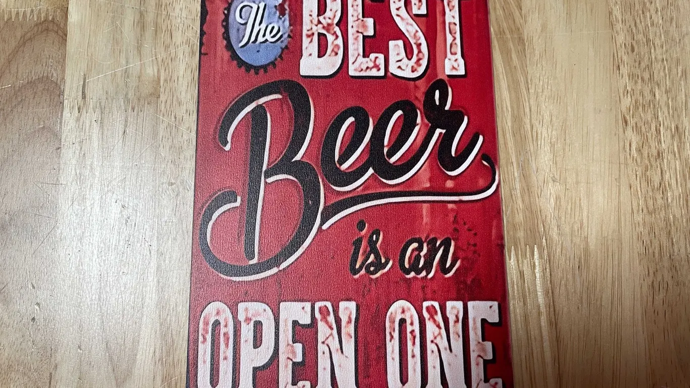 Collectible novelty sign (T2)