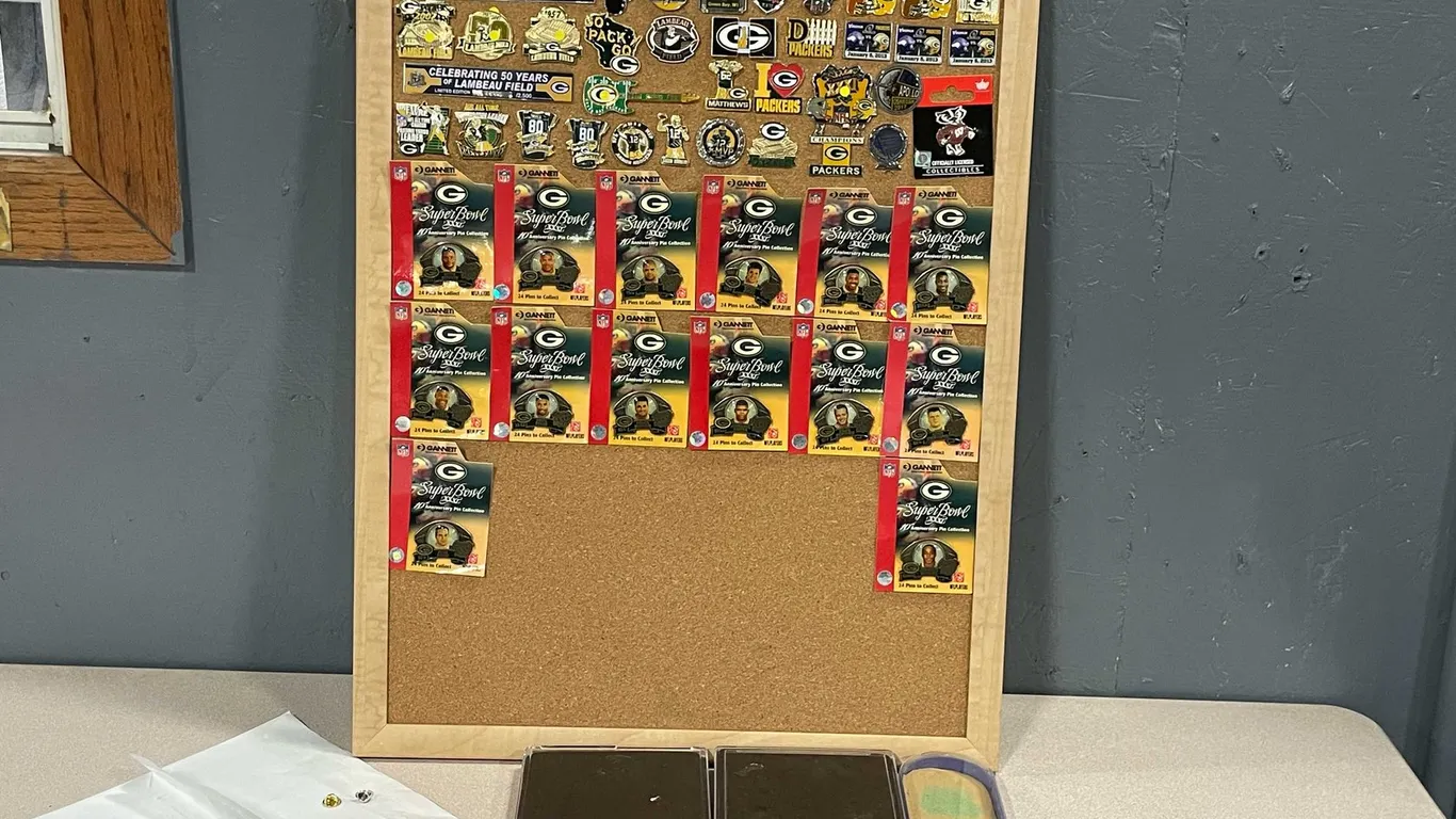 Packer Pins (T4)