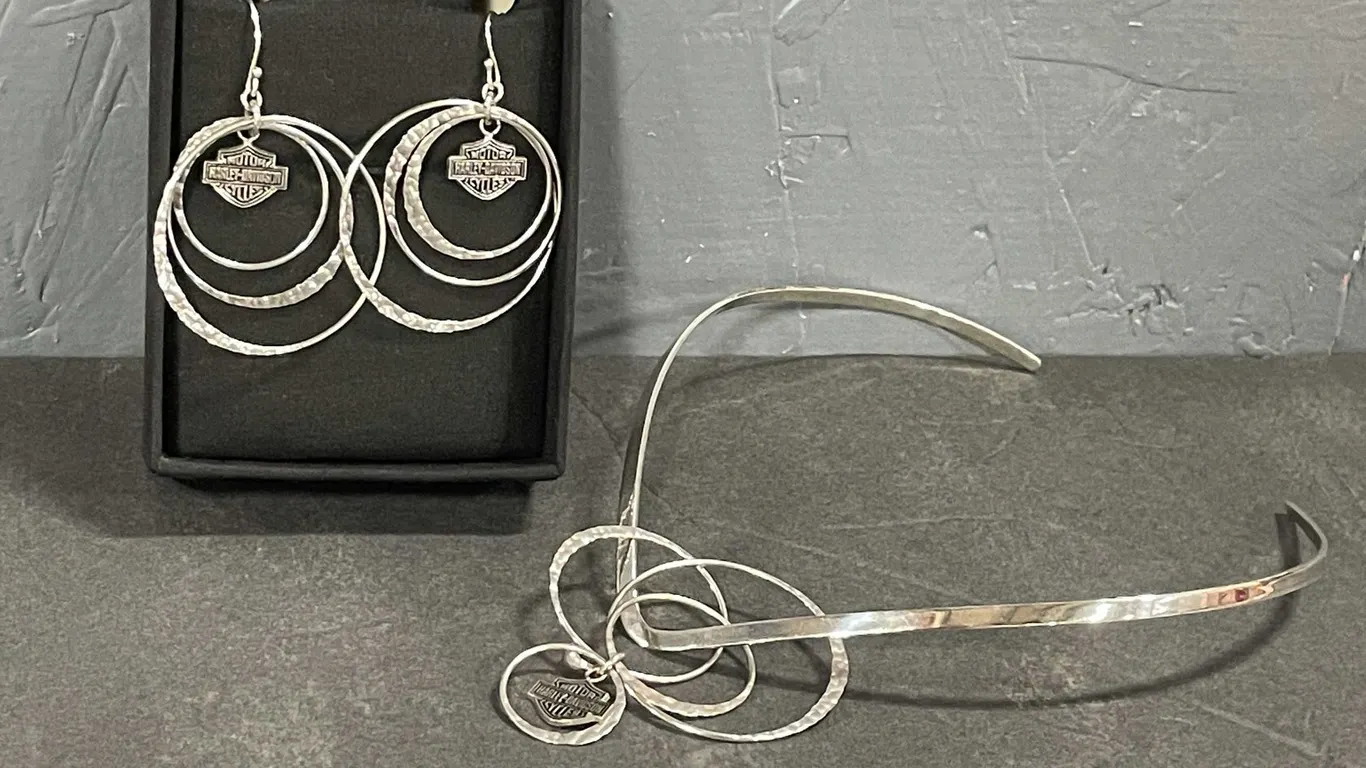 Harley Davidson Silver Choker and Earring Set (FR1)