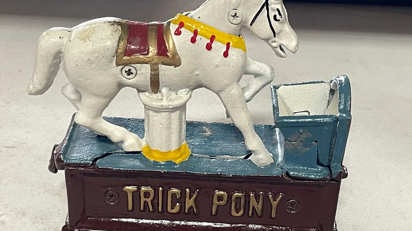 Cast Iron Trick Pony (T3)