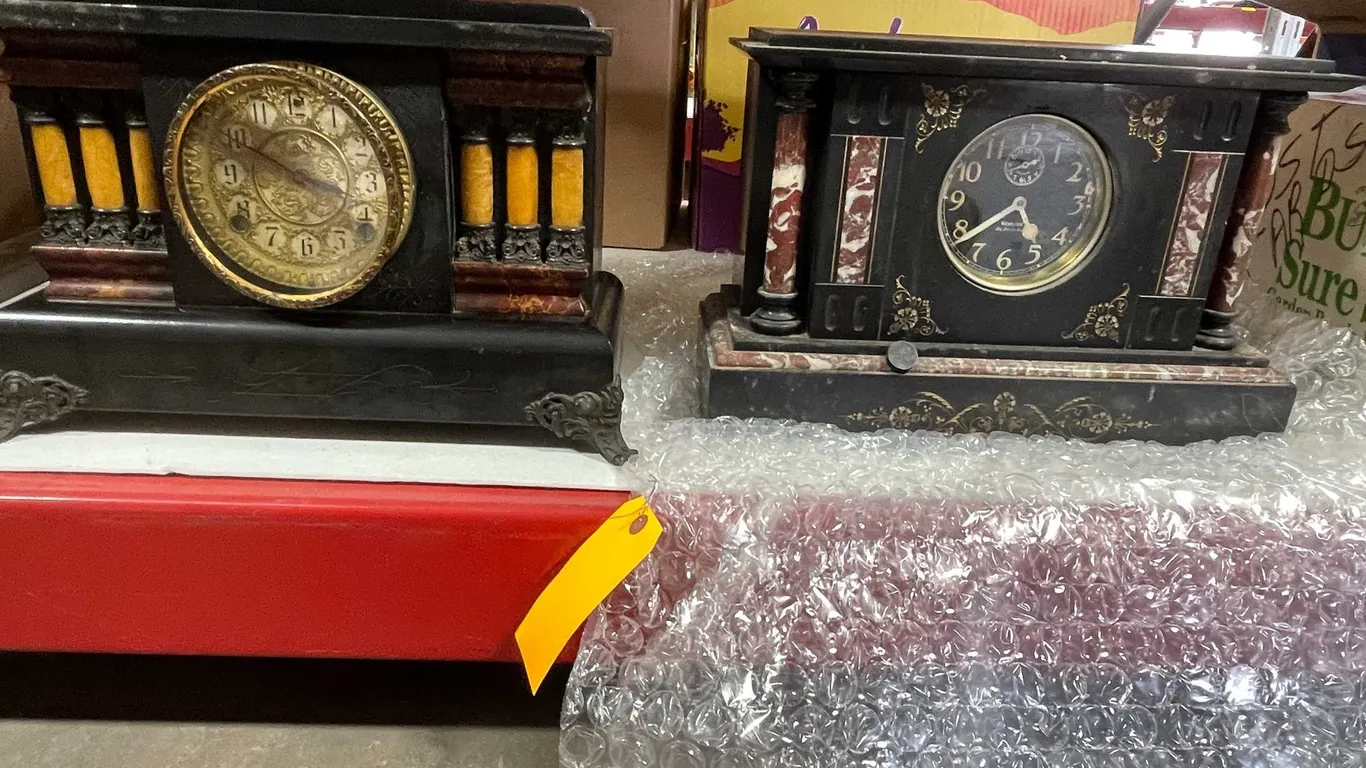 Stone Mantel Clocks (T3)