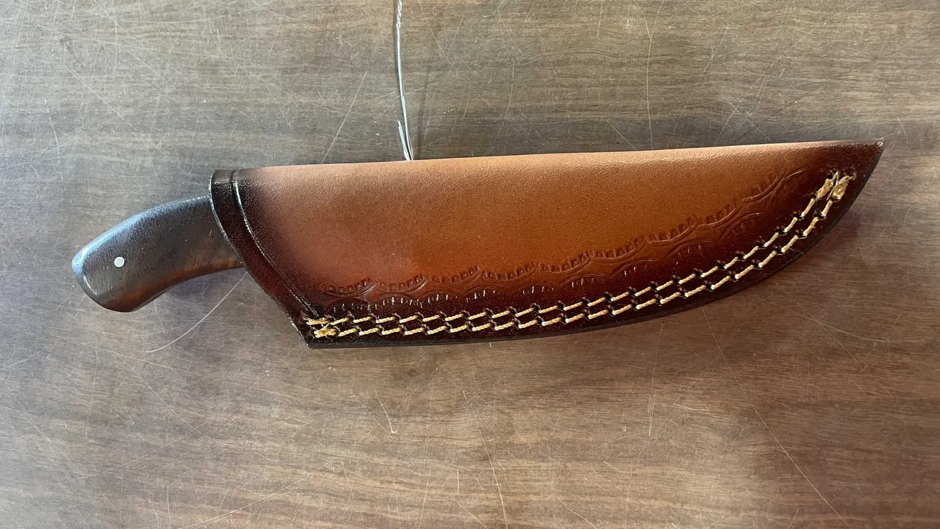 Hand Forged Damascus Steel Skinner Knife With Sheath (T5)