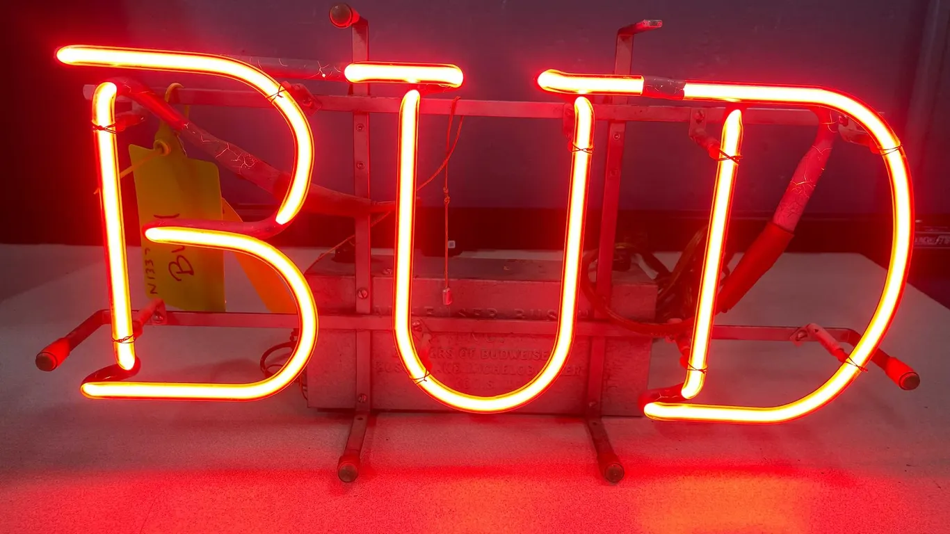 BUD Neon Sign