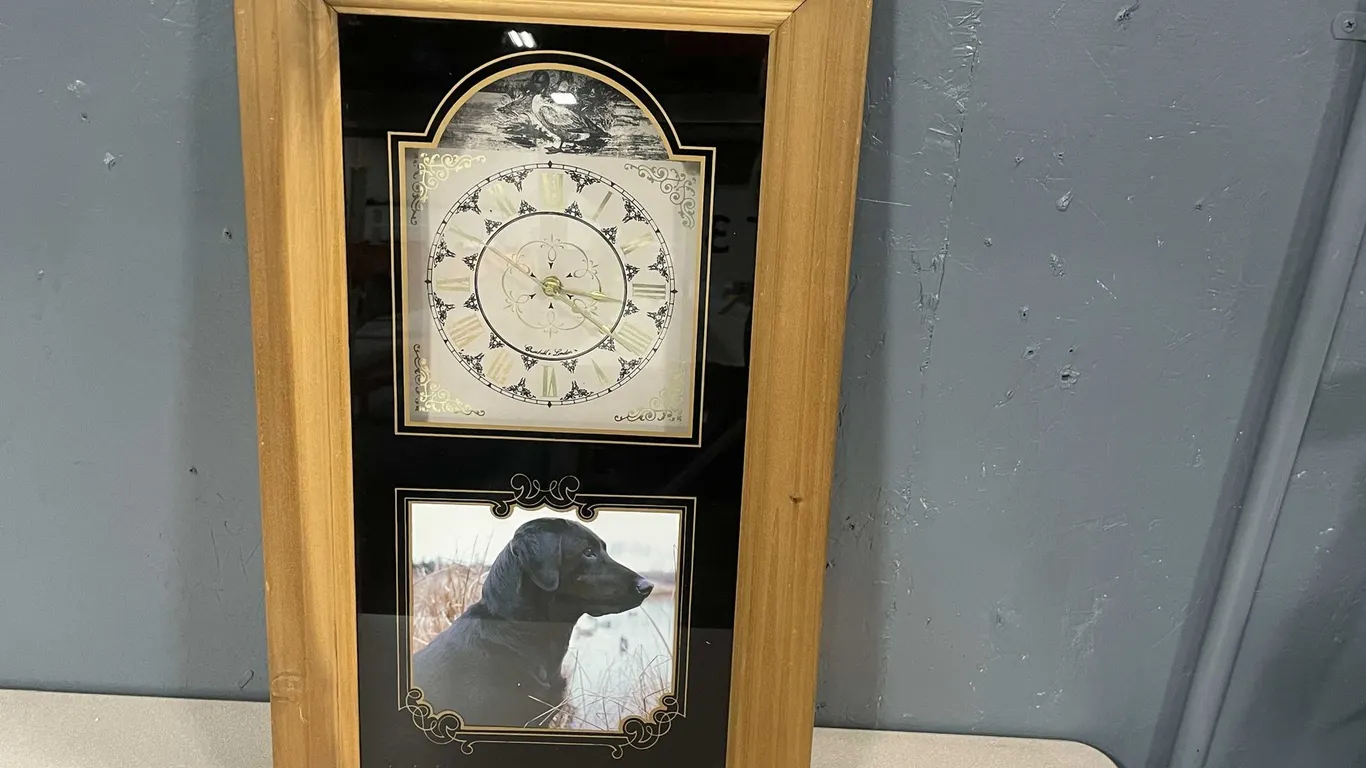 Vintage Black Labrador Wall Clock (T5)
