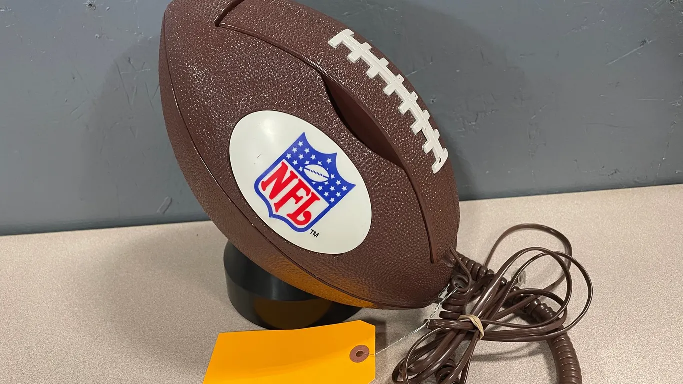 Vintage NFL Football Landline Telephone (T3)