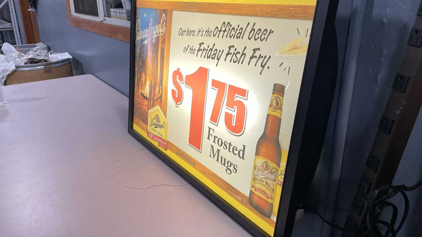 Leinenkugel's Lighted Sign