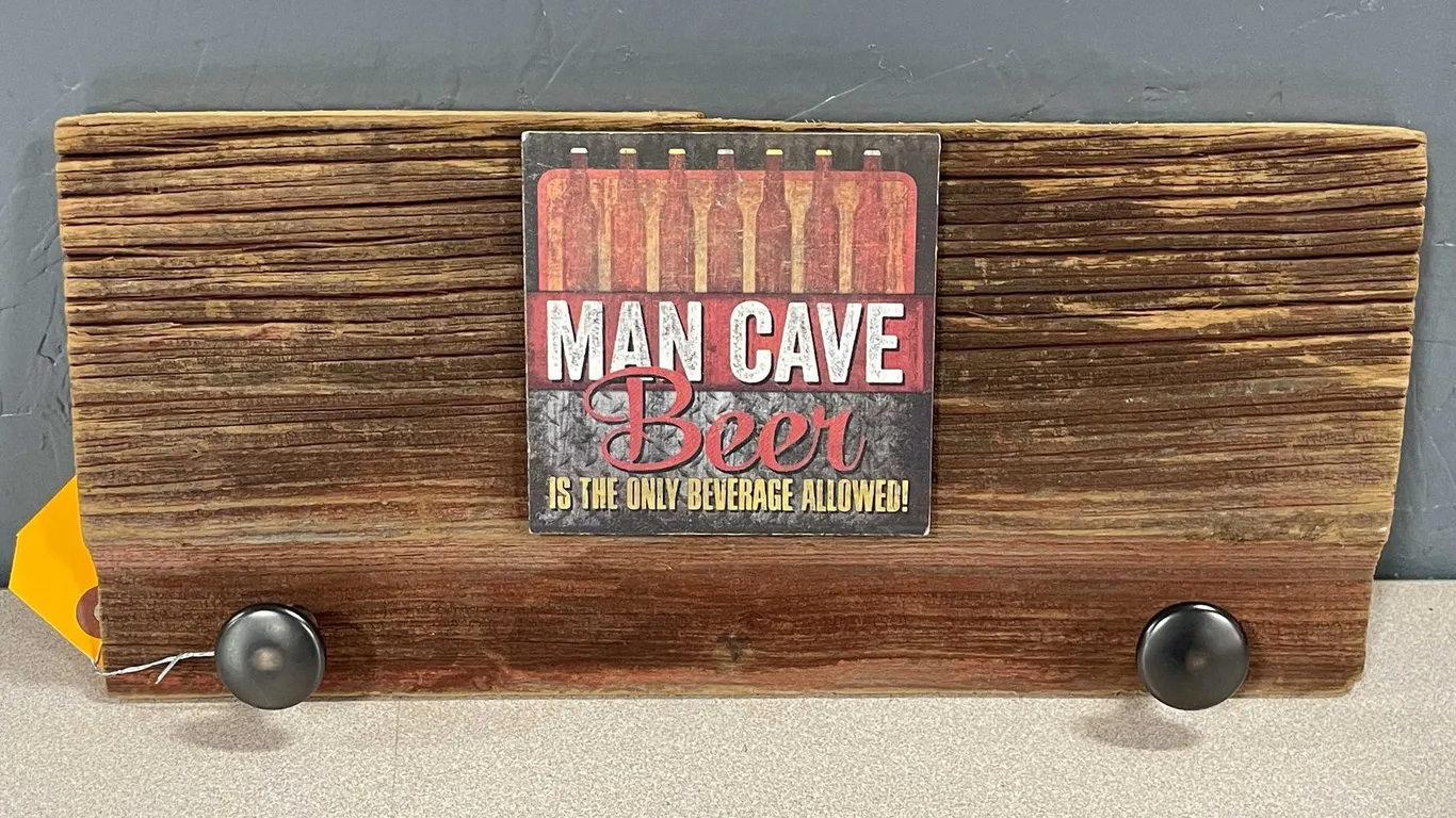 Man Cave Coat Holder Wall Plaque (T5)