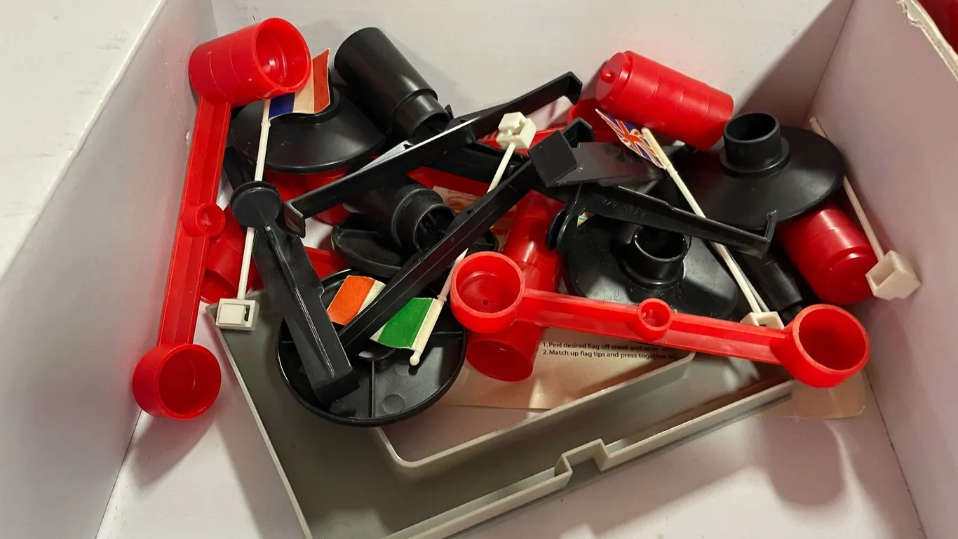 Trans American electric racing slot car set (T3)