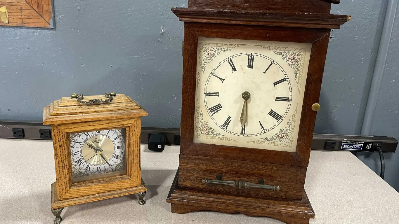 Mantel Clocks (T3)