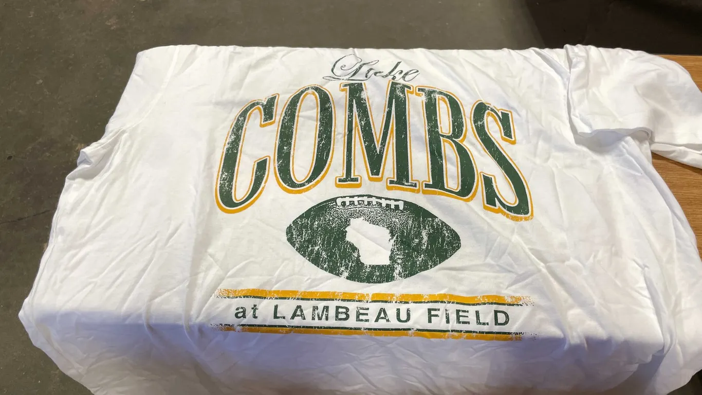 Luke Combs At Lambeau Field T Shirt New (T2)