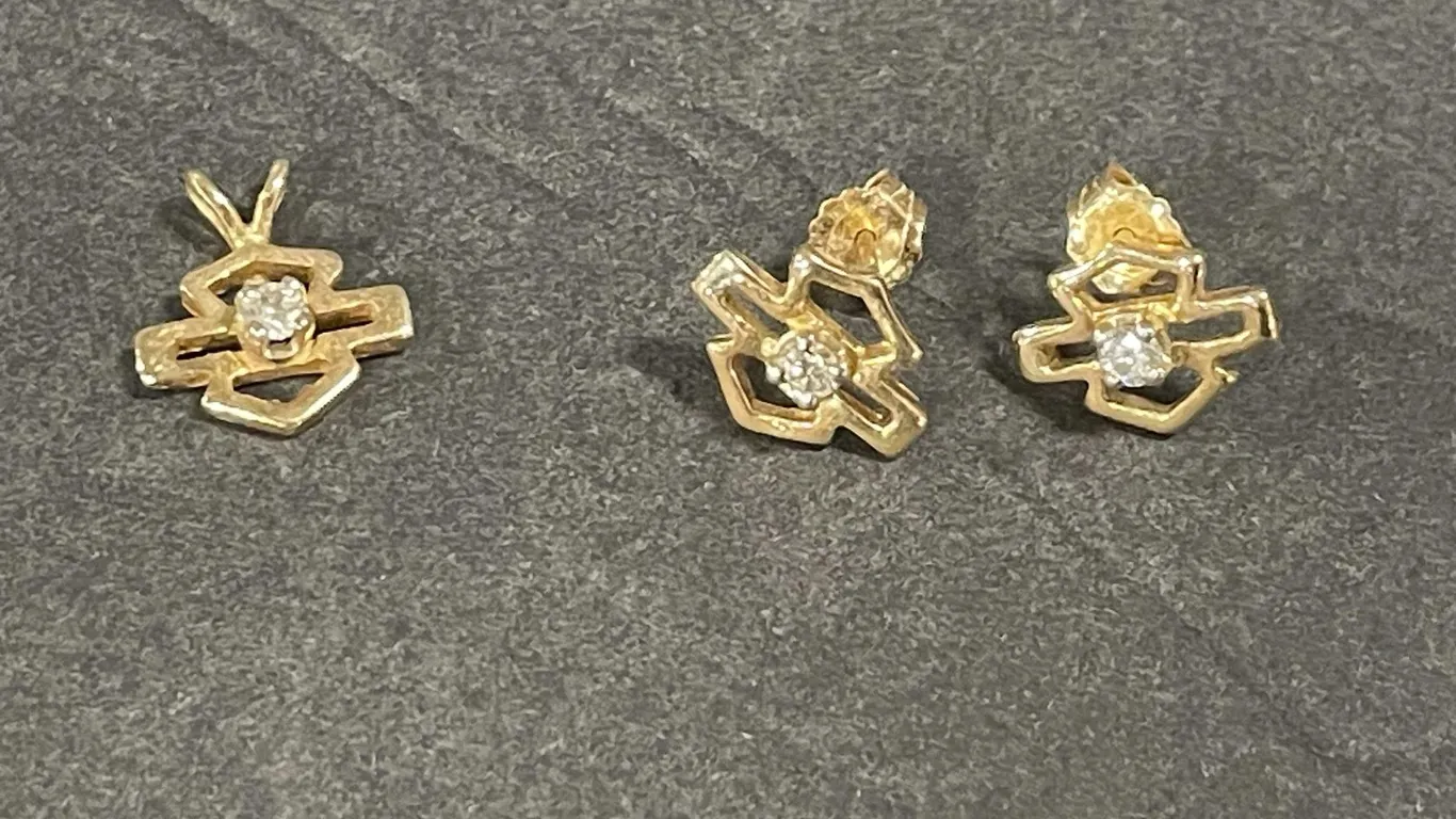 Harley Davidson Earrings and Pendant (FR1)