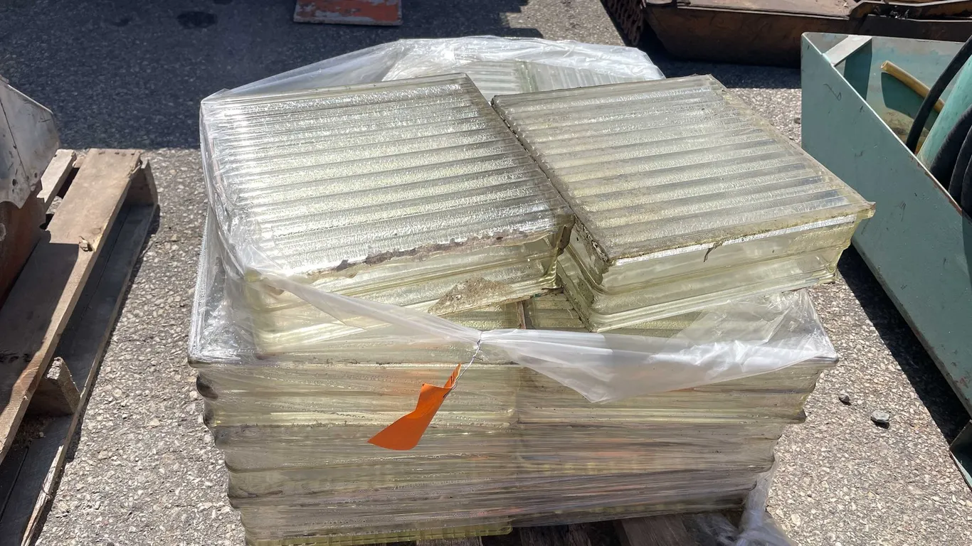 Glass Blocks (O10)