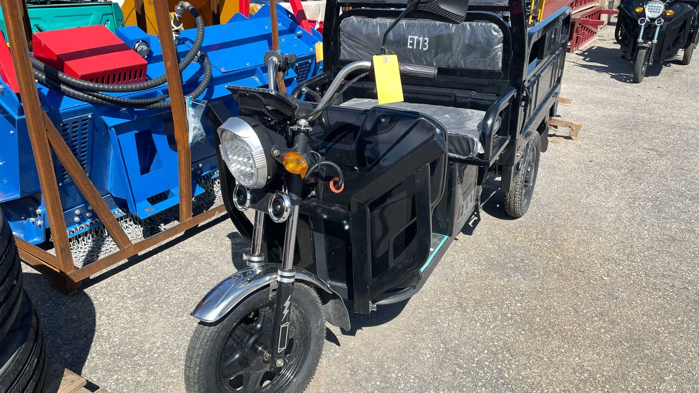 ET13 Electric Utility Cart