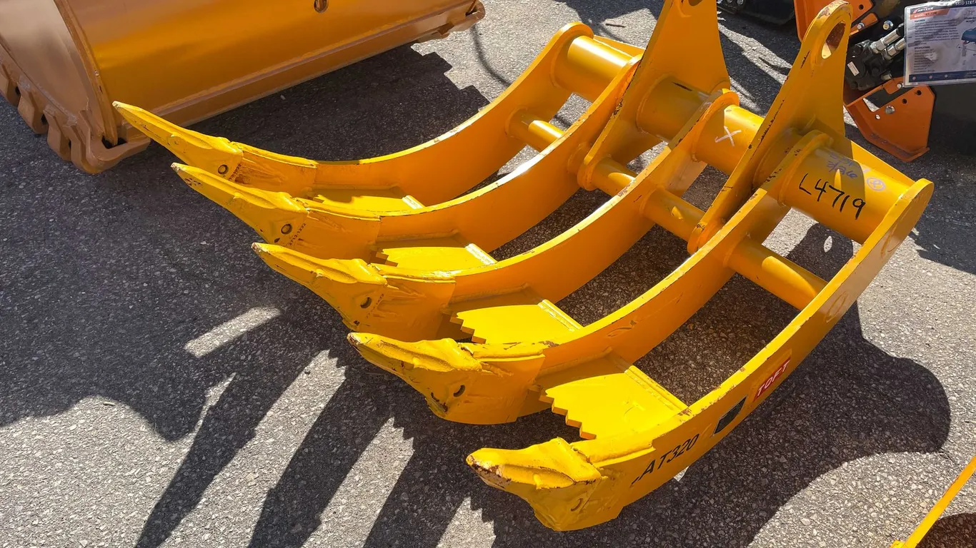 Toft Cat 320 Excavator Root Rake