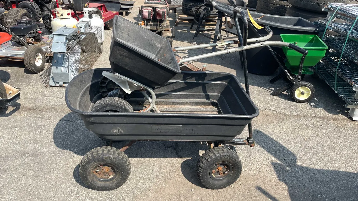 Fertilizer Spreader and Wagon (03)