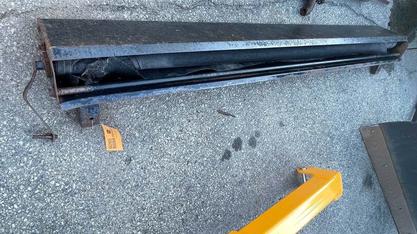 Dump Trailer Tarp (03)