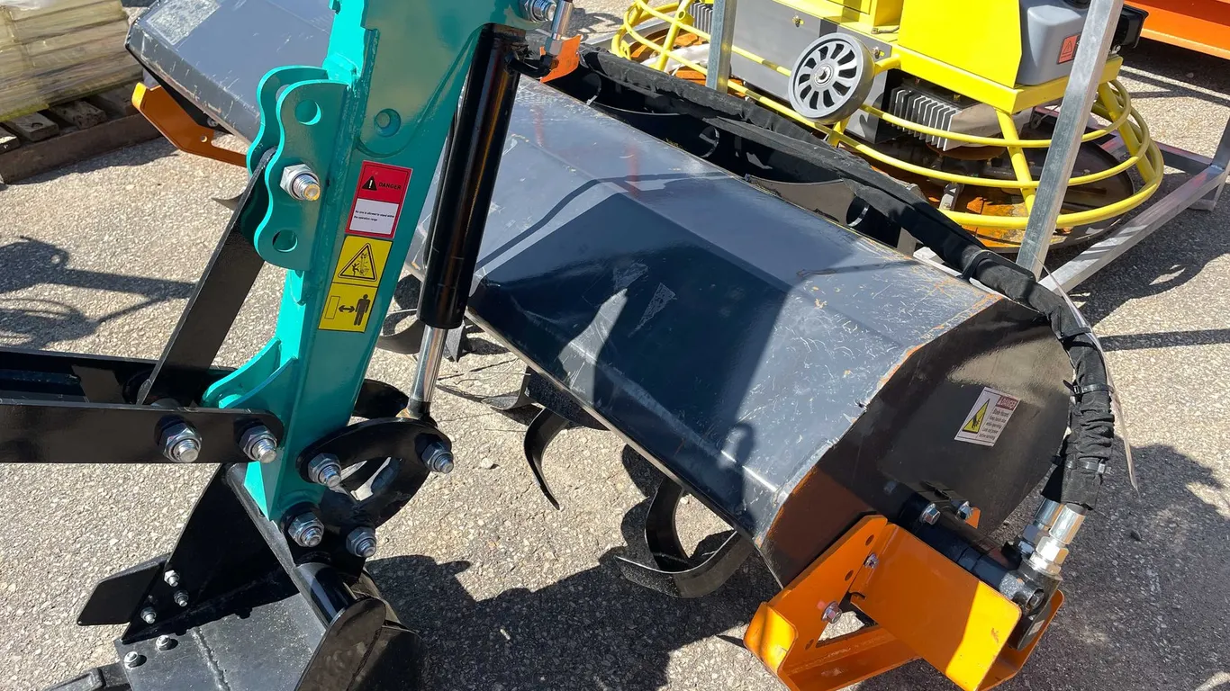 Arteer RT72W Skid Steer Rototiller (O6)