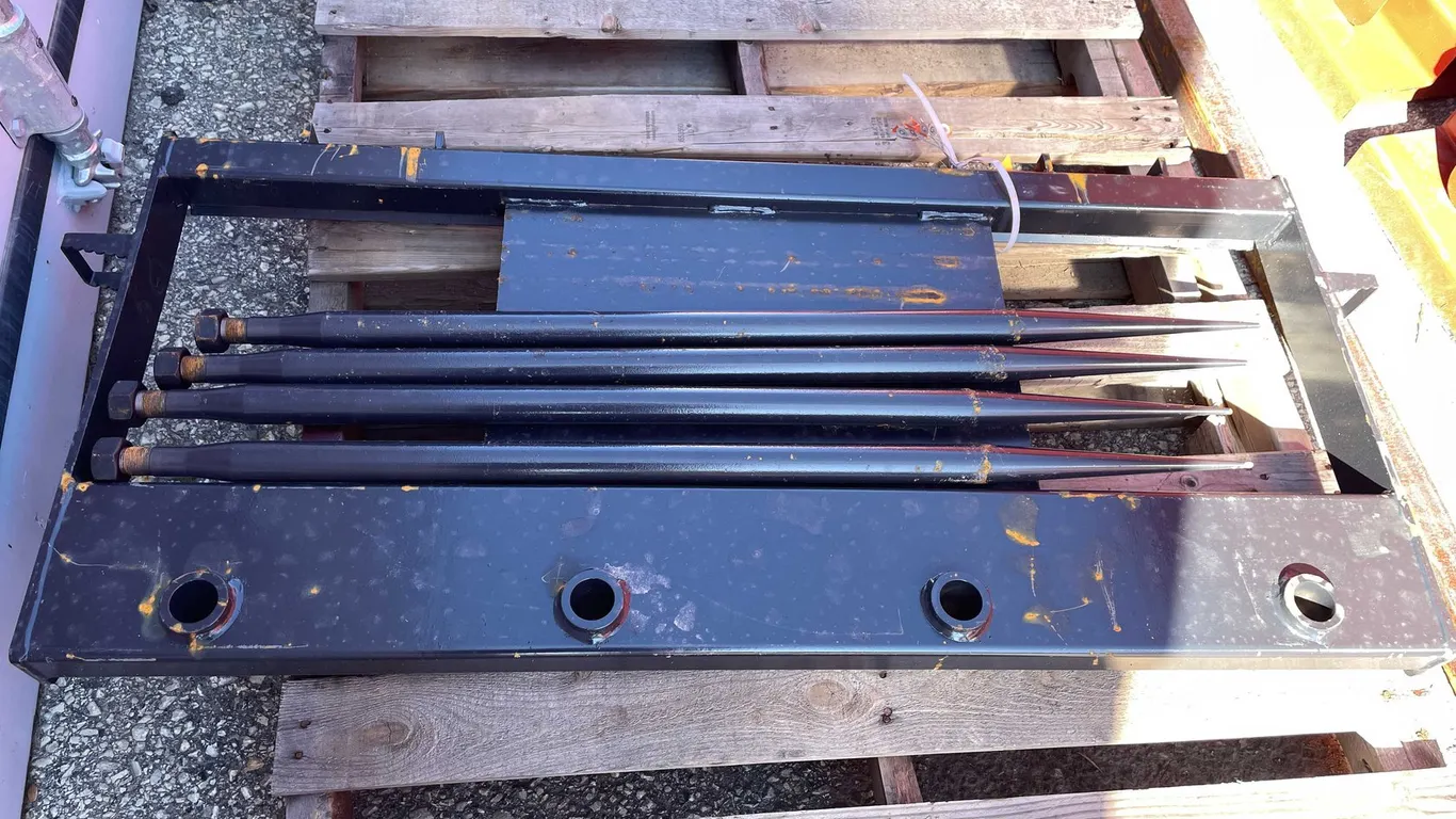 Unused 2026 JCT Skid Steer Bale Spear (O6)