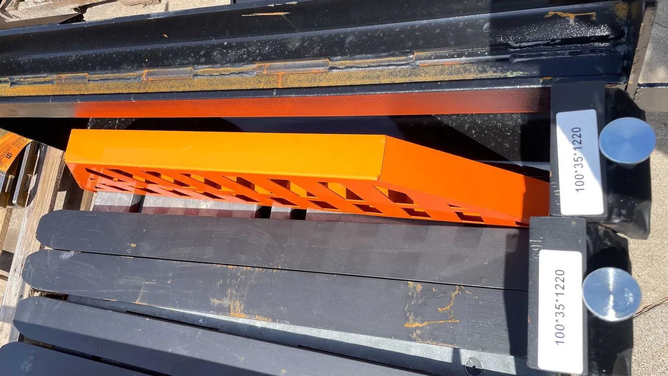 Wolverine Skid Steer Pallet Fork