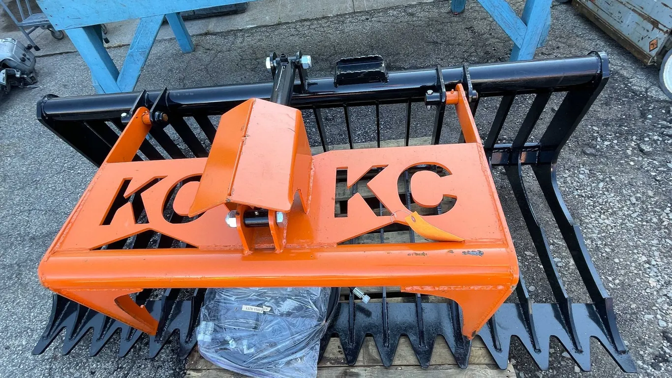 Rock Bucket With Grapple Arm (Door 4)