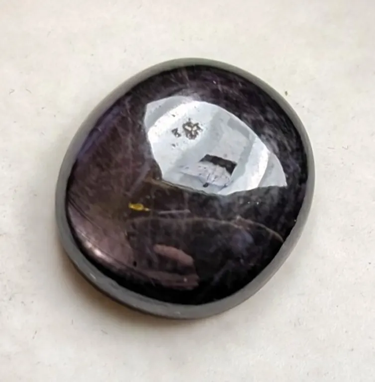 13.19 ct Certified Star Sapphire gemstone ($10,354 Appraisal)